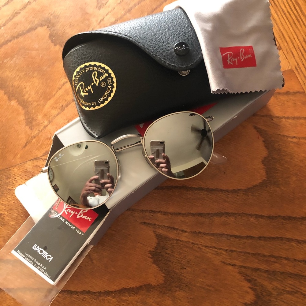 Ray-Ban sunglasses - Picture 2 of 3